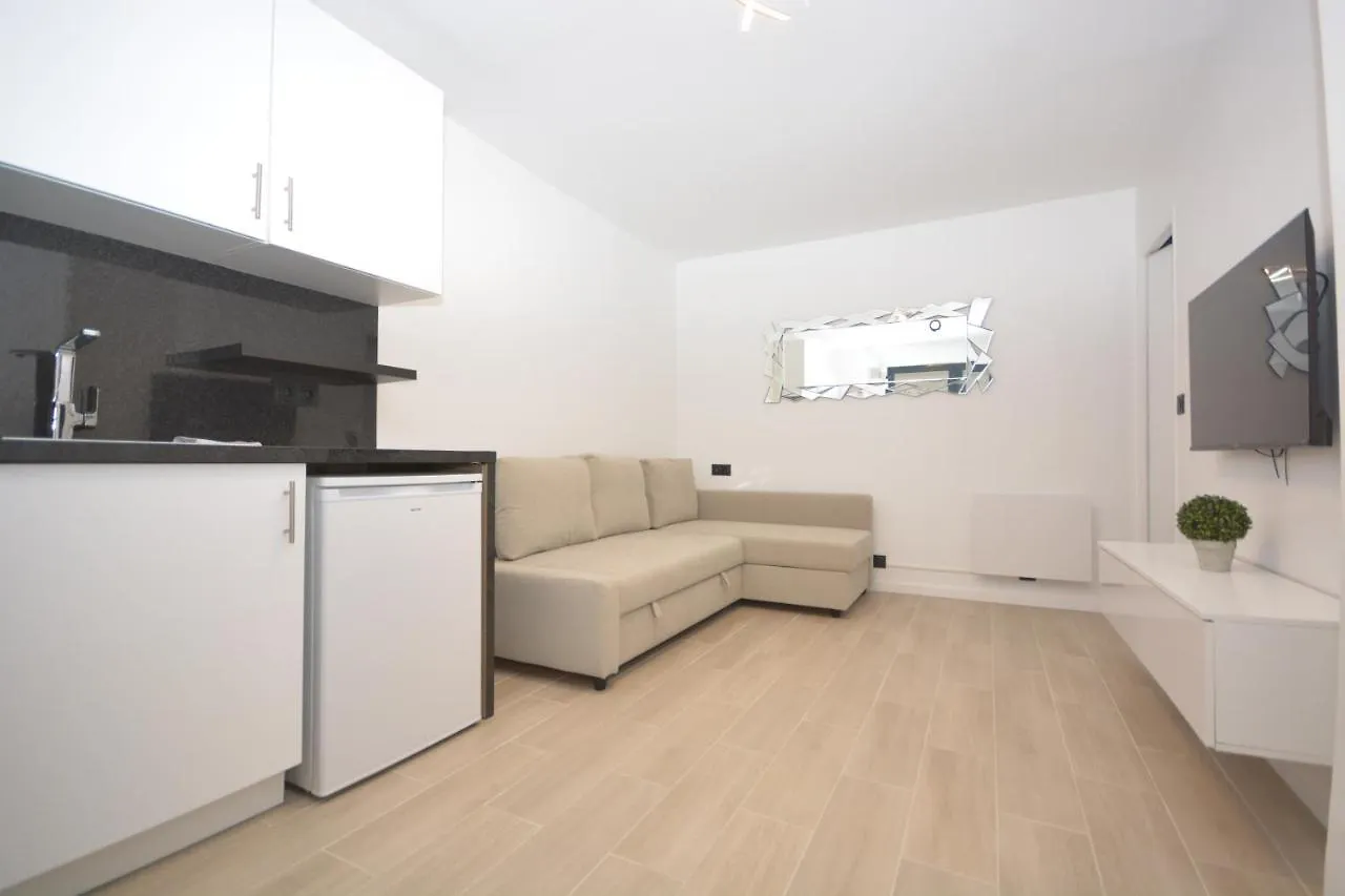 1 Bedroom Rdc - Sacre Coeur 파리