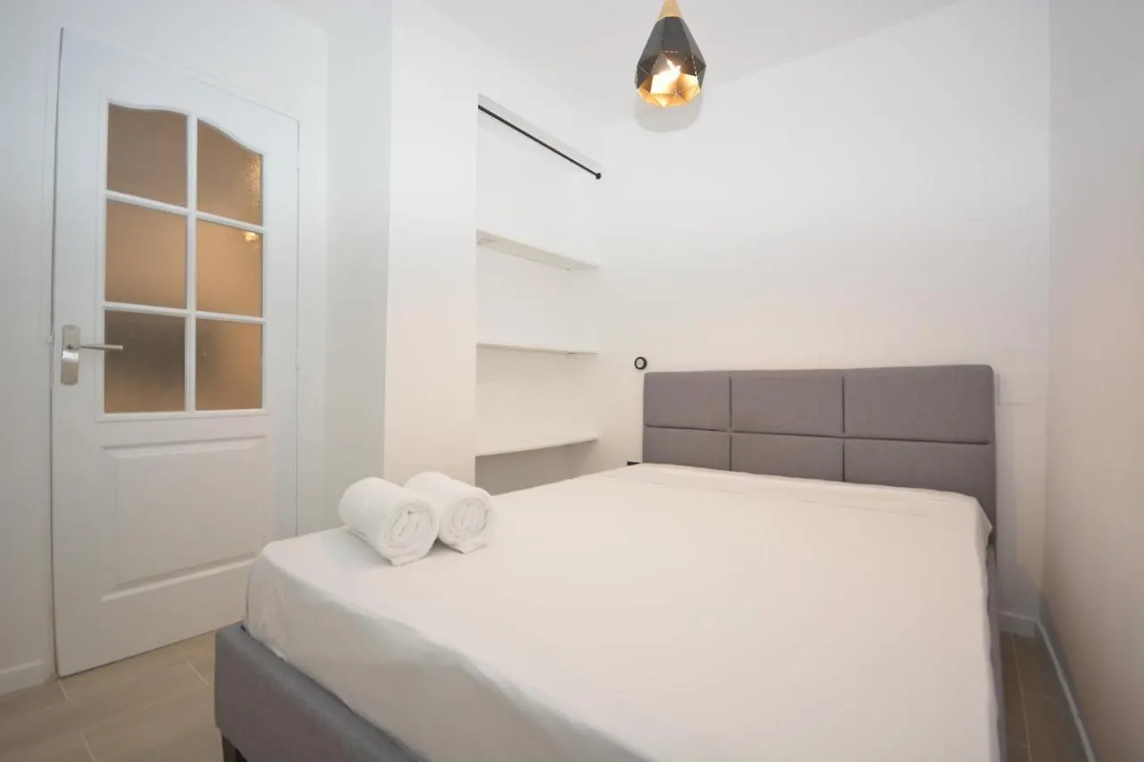 1 Bedroom Rdc - Sacre Coeur 파리